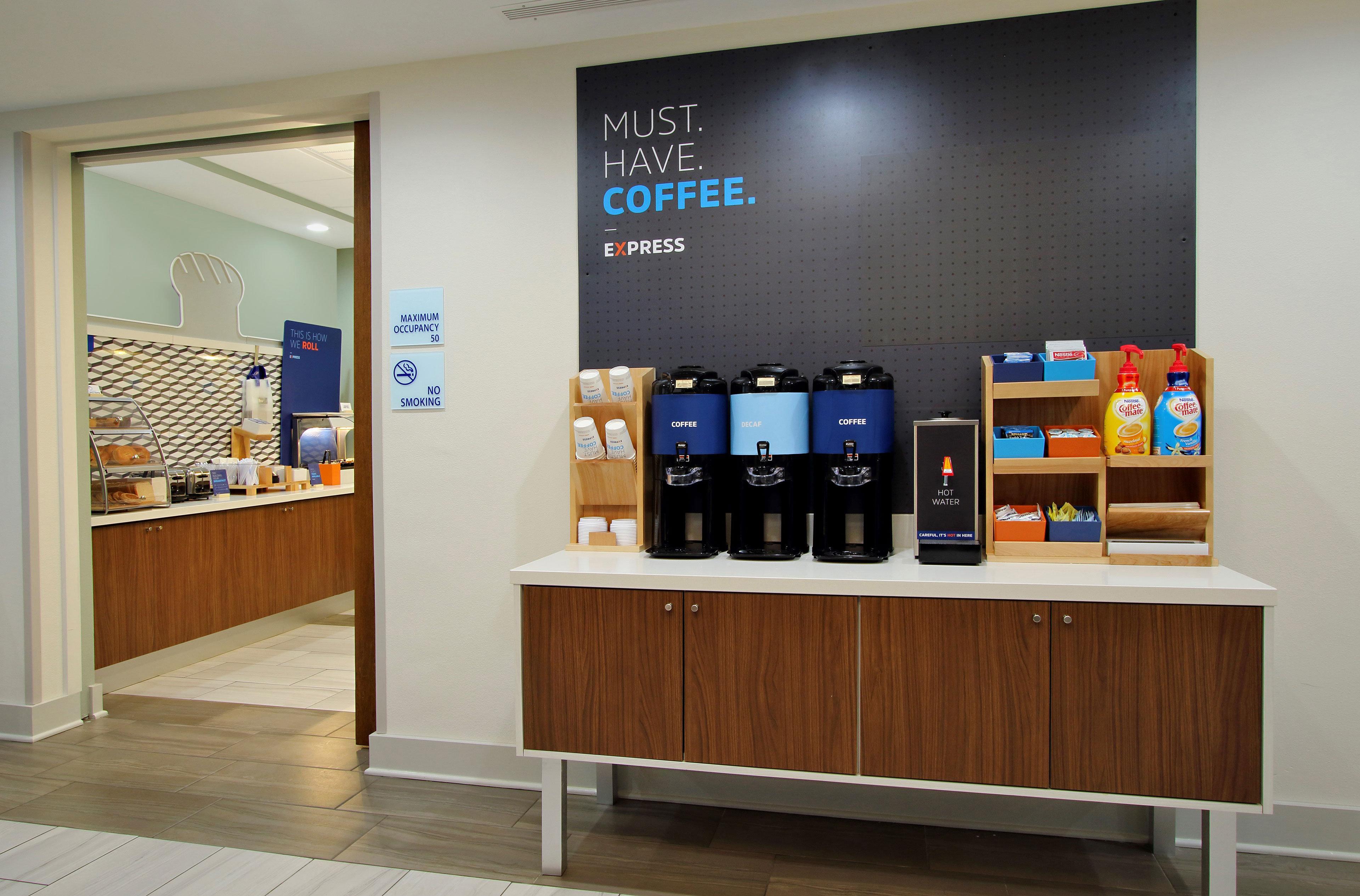 Holiday Inn Express Hotel & Suites Fredericksburg By Ihg Екстер'єр фото