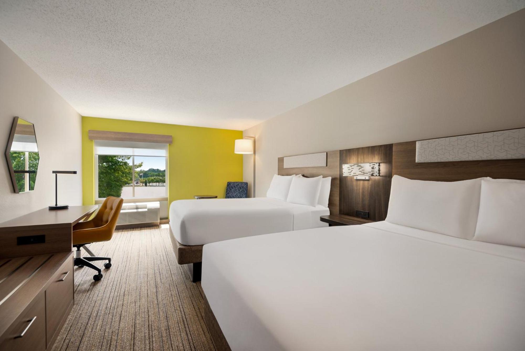 Holiday Inn Express Hotel & Suites Fredericksburg By Ihg Екстер'єр фото