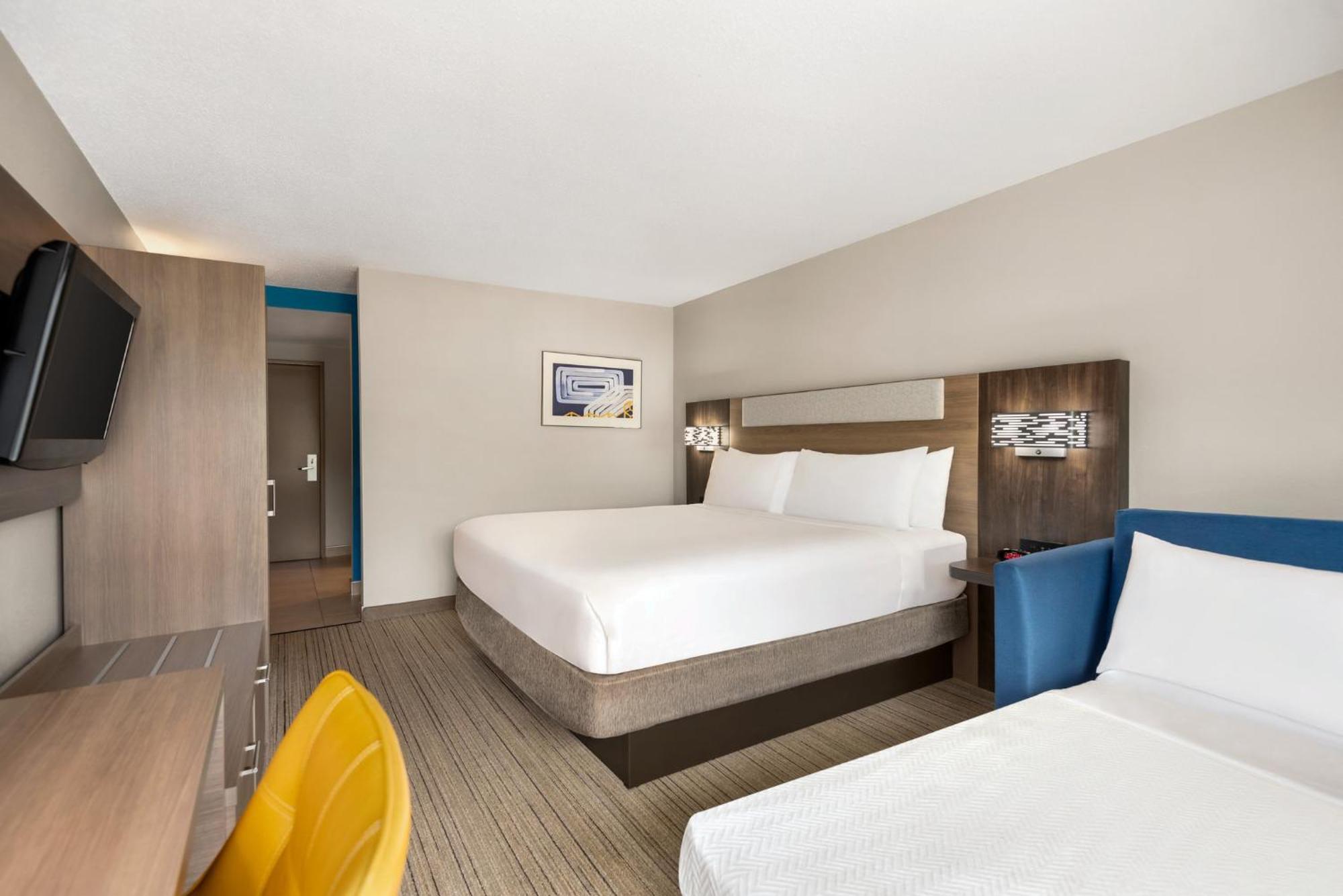 Holiday Inn Express Hotel & Suites Fredericksburg By Ihg Екстер'єр фото